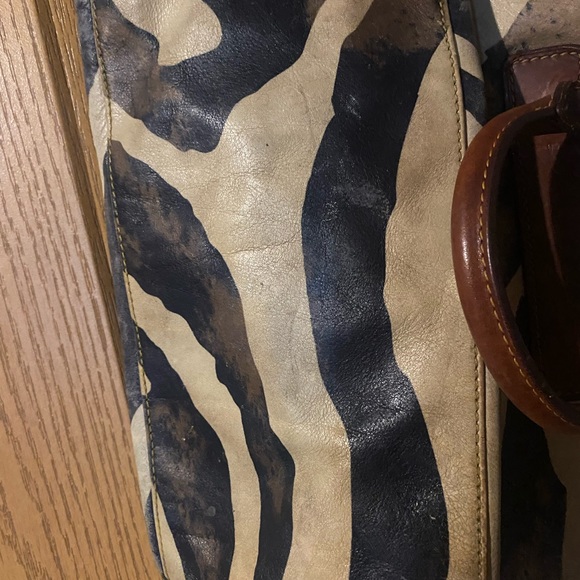 Dooney & Bourke Zebra Juliette Print Florentine Vachetta Leather Bag -Brown - Picture 8 of 9
